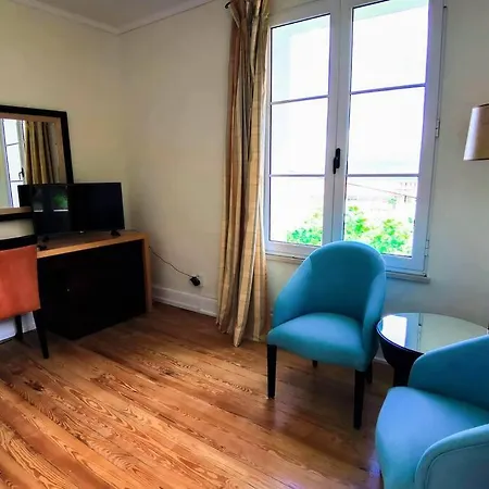 Garden's Nest - East *