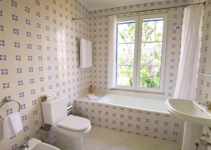 Garden's Nest - East